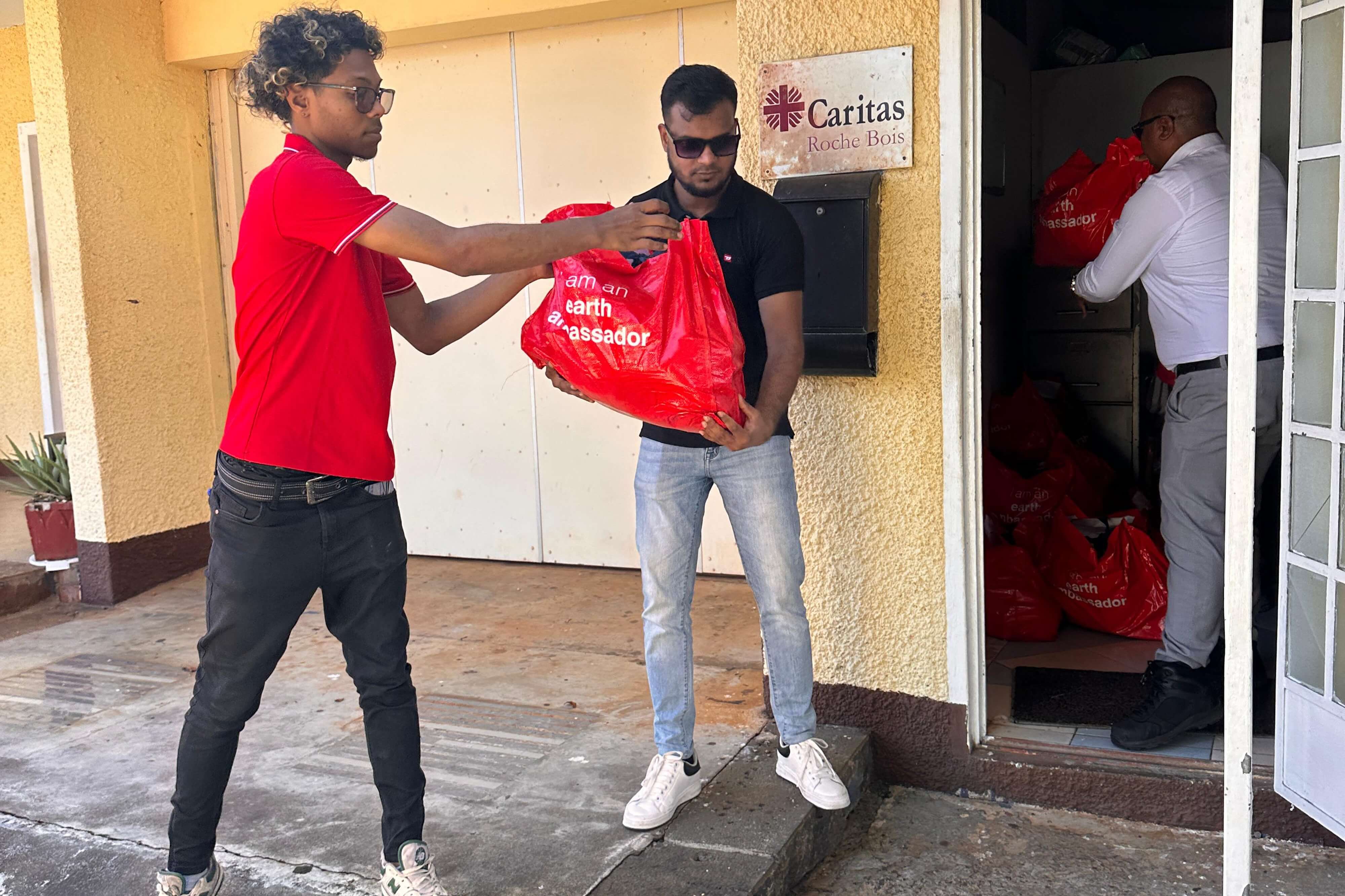 Kolos Cement Partners with Titan Supermarket and Caterfly in "No to Poverty and Zero Hunger" Initiative